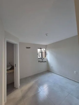 Imagem Apartamento térreo com área privativa em U nas proximidades de restaurantes, padarias e supermercados. - AP2778