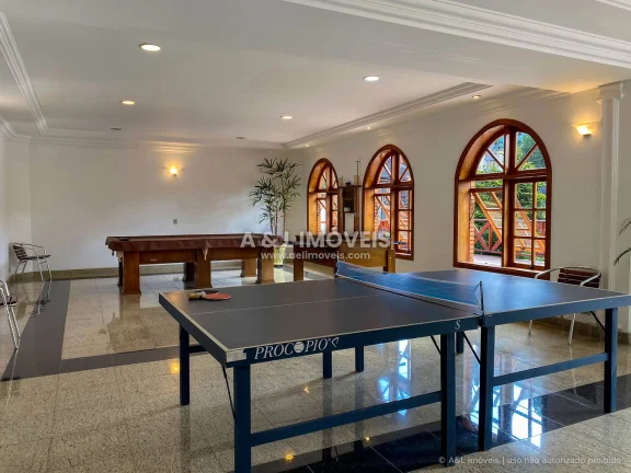 Imagem Cobertura Triplex | Capivari CJ | 331 m² | 5 Suítes | Lareira