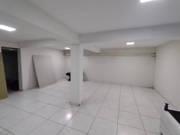 Imagem IMÓVEL COMERCIAL LOCALIZADO PRÓXIMO AO SANTA TEREZINHA , CONTENDO 4 BANHEIROS , IMÓVEL NOVO NUNCA...