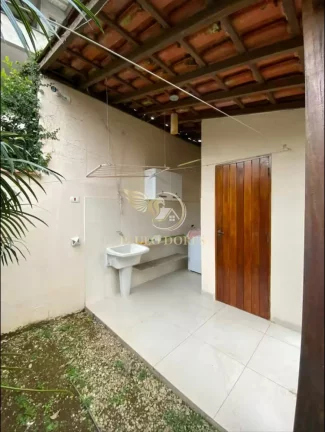 Imagem CASA À VENDA NO BAIRRO TENÓRIO (ACARAÚ) - UBATUBA/SP