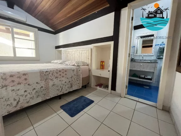 Imagem Casa Aluguel Temporada - Condomínio com 3 suítes, 250m da praia - Acomodação máx. 8 pessoas | Juquehy Imobiliaria