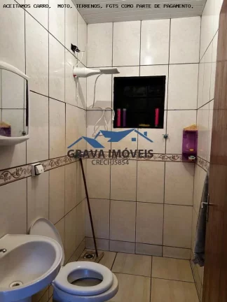 Imagem Casa Usada para Venda em Sarandi, Parque Residencial Bom Pastor, 3 dormitórios, 1 banheiro, 2 vagas