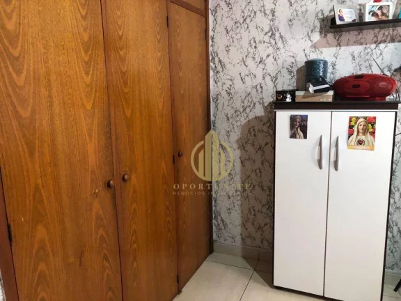 Imagem Casa três dormitórios com edícula