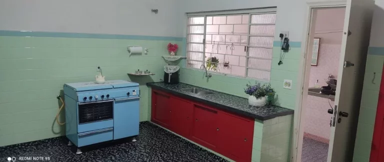 Imagem Casa para Venda em Araçatuba, Vila Mendonça, 3 dormitórios, 2 banheiros, 2 vagas