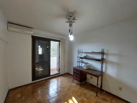 Imagem RBSM 106 Casa 255 - Casa à venda no bairro Rio Branco - Porto Alegre/RS