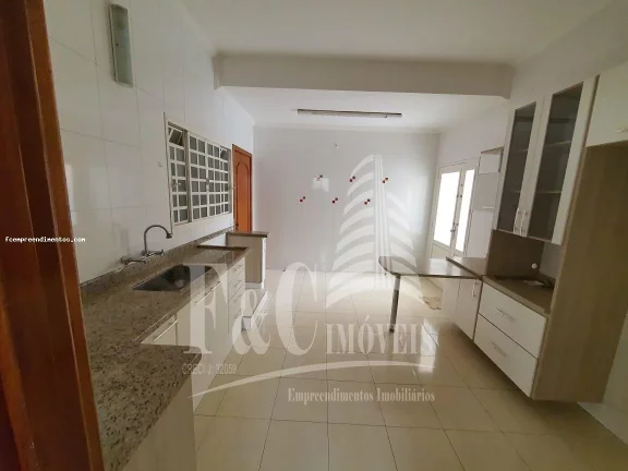 Imagem Casa para Venda em Araras, Centro, 3 dormitórios, 1 suíte, 1 banheiro, 3 vagas
