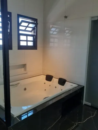 Imagem Casa para Venda em Peruíbe, Centro, 5 dormitórios, 4 suítes, 2 banheiros, 7 vagas