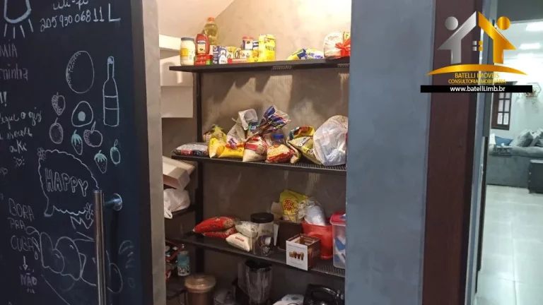 Imagem Casa à venda no Parque São Jorge na Granja Viana - Batelli Imóveis