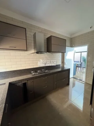 Imagem Casa à Venda e Locação no Jardim do Lago, Uberaba