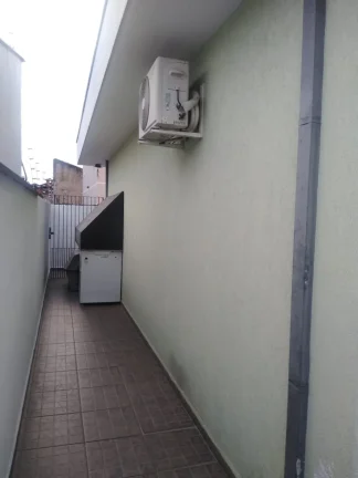 Imagem Casa 3 Dormitórios em excelente localização próxima ao Parque das Águas-Jardim Leocádia/SP