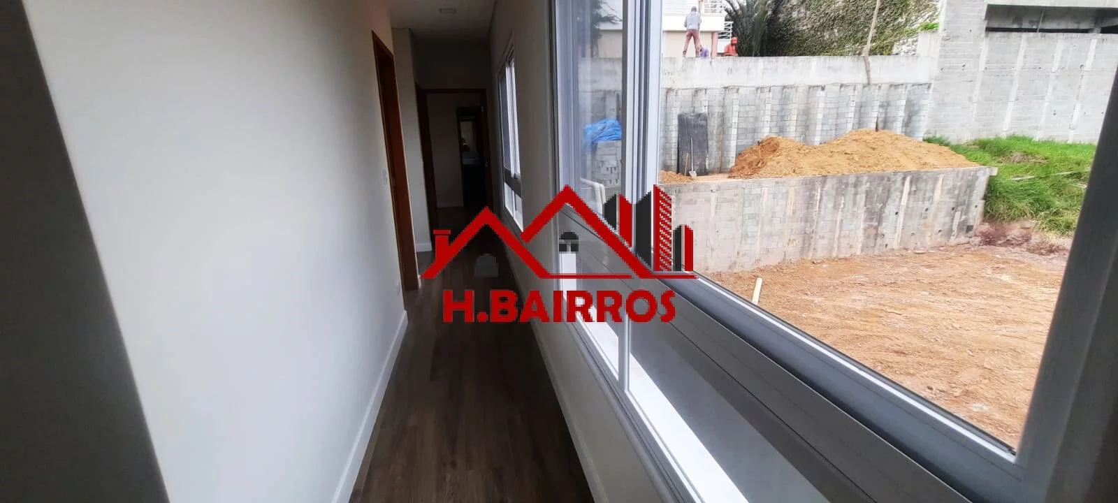 Imagem Casa com 04 Dormitórios à Venda - Jaguary - São Jos?(C) dos Campos