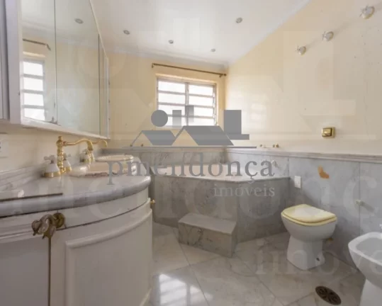 Imagem Apartamento a venda em Higienópolis com 4 quartos( 3 suites ) e 5 vagas, 517m²