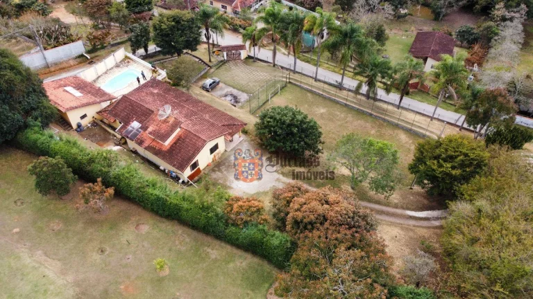 Imagem Chácara com 3 dormitórios à venda, 2700 m² por R$ 750.000,00 - Tenentes - Extrema/MG