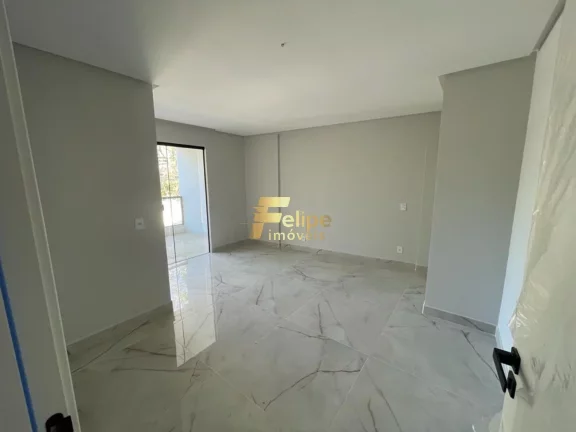 Imagem CASA DUPLEX LOCALIZADA A 500 METROS DA PRAIA - SANTA MÔNICA / ES