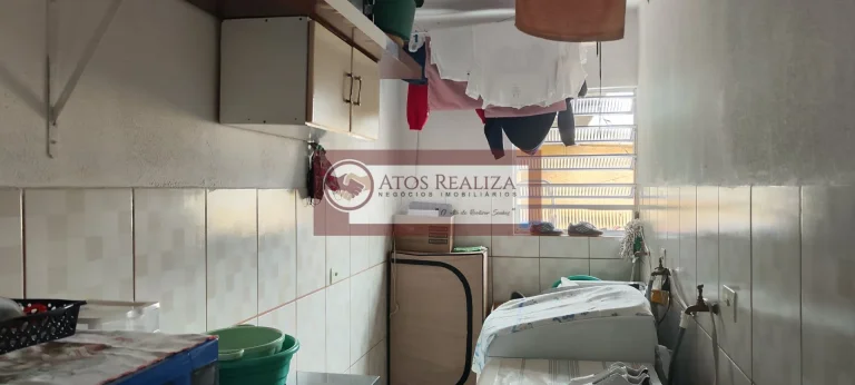 Imagem Sobrado de 165m² com 6 dormitórios e 5 banheiros à venda em Jardim dos Manacas - São Paulo por R$ 424.000