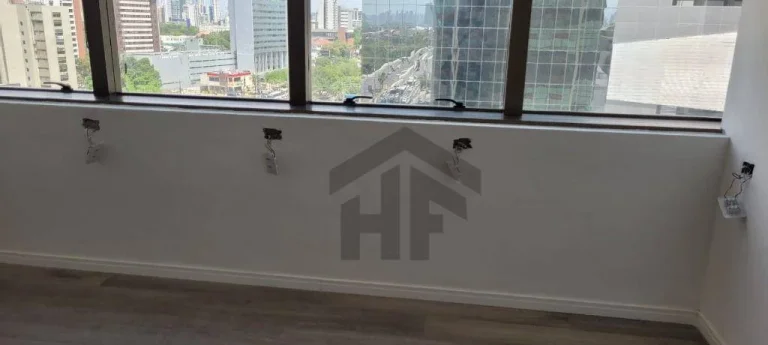 Imagem Sala Comercial de 30m² para alugar, localizada na Ilha do Leite, Recife - Pernambuco.