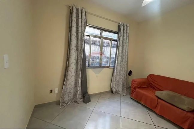 Imagem Casa á venda com 3 quartos com 99m² em Costa Barros.Rio de Janeiro.