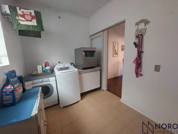 Imagem CASA 3 DORMITÓRIOS (1 SUITE) 4 VAGAS NA TRAV. DOMINGOS TREVISAN-CENTRO