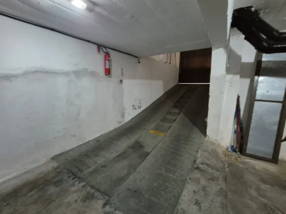 Imagem Apartamento para Venda em Rio de Janeiro, COPACABANA, 2 dormitórios, 1 banheiro, 1 vaga