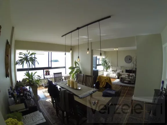 Imagem Apartamento para Temporada em Balneário Camboriú / SC no bairro Centro