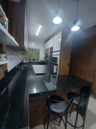 Imagem Sobrado com 2 dormitórios à venda, 115 m² por R$ 520.000,00 - Vila Humaitá - Santo André/SP