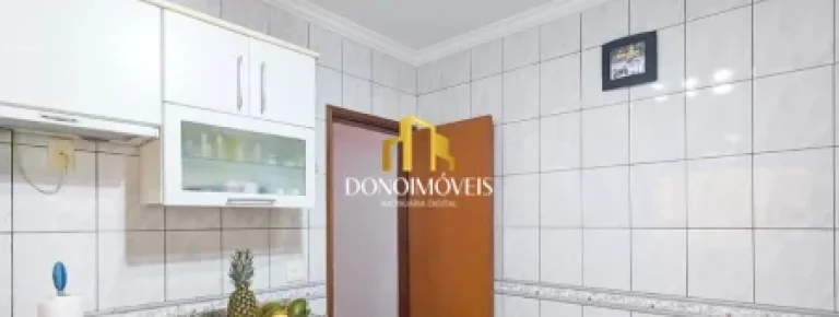 Imagem ImÃ³vel amplo Ã  venda com 3 quartos, sendo todos suÃ­tes, e 4 banheiros no total. Este imÃ³vel estÃ...