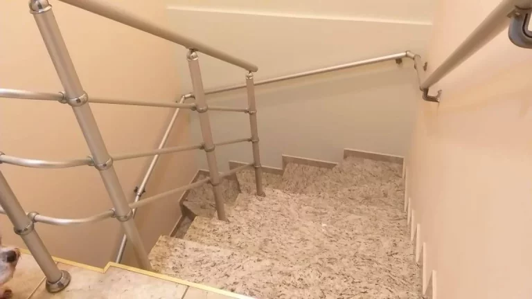 Imagem Sobrado com 3 dormitórios à venda, 165 m² por R$ 735.000 - Vila Tibiriçá - Santo André/SP