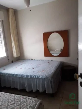 Imagem Casa para venda, 4 quarto(s), Bairro Medianeira, Porto Alegre/RS.