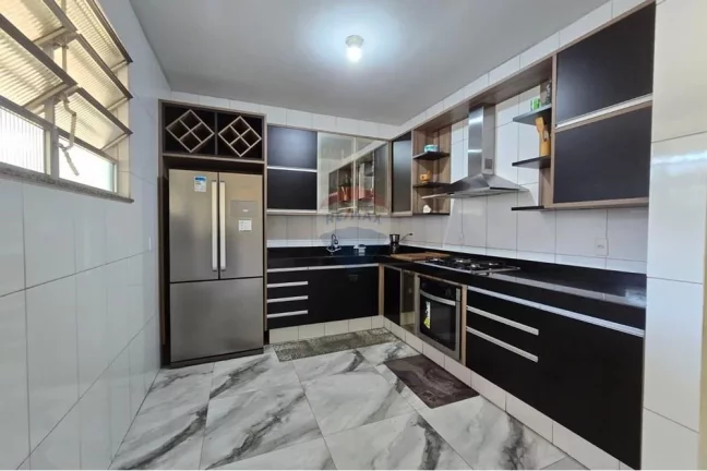 Imagem Casa á venda com 2 quartos com 386m² em Realengo - Rio de Janeiro