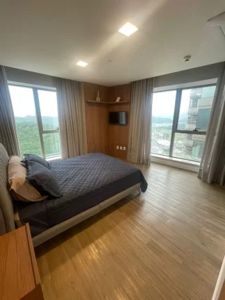 Imagem Apartamento com 4 suítes à venda no edifício Yachthouse em Balneário Camboriú/S