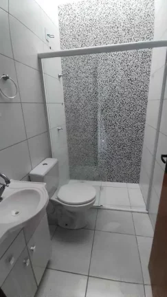 Imagem Geminado com 2 dormitórios amplos sendo 1 com sacada e 1 vaga - Petrópolis | Joinville/SC
