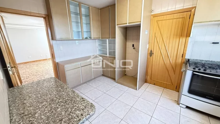 Imagem Apartamento Suite + 2 Dormitórios - Ed Cesira - Pinheiros
