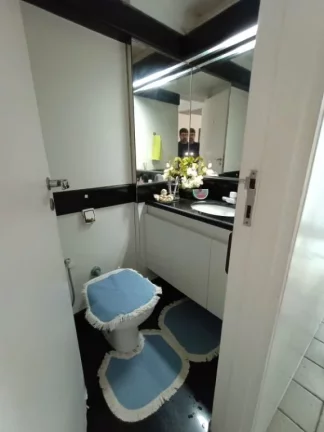 Imagem Apartamento de 270m² à venda, com 4 quartos (1 suíte), localizado em Piedade, Jaboatão dos Guararapes - Pernambuco.