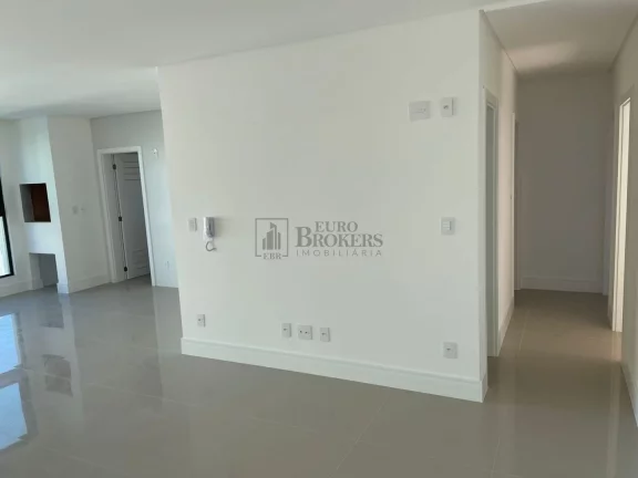 Imagem Apartamento Novo com 3 suítes à venda no Centro de Balneário Camboriú/SC