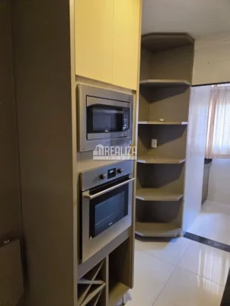 Imagem Apartamento de 3 dormitórios com móveis planejados e piscina no Condomínio Residencial Nas Rocas, bairro Olinda, em Uberaba