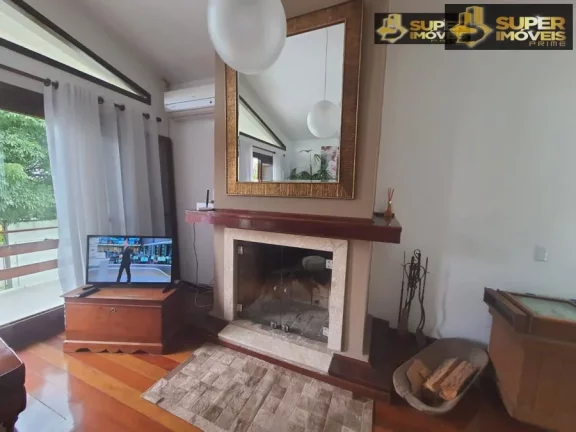 Imagem Casa Alto Padrão para Venda na Colina do Sol Pelotas-RS