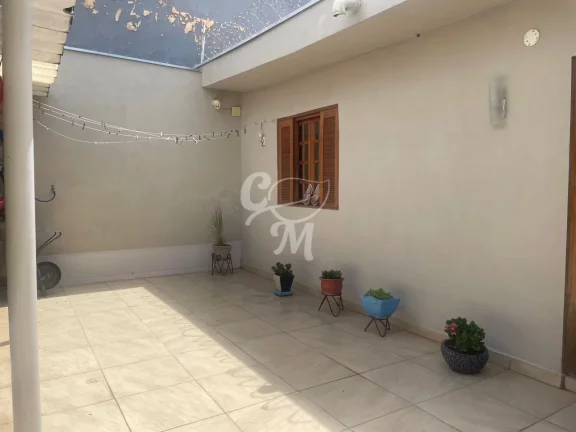 Imagem Casa Térrea na Várzea Paulista / DOC OK