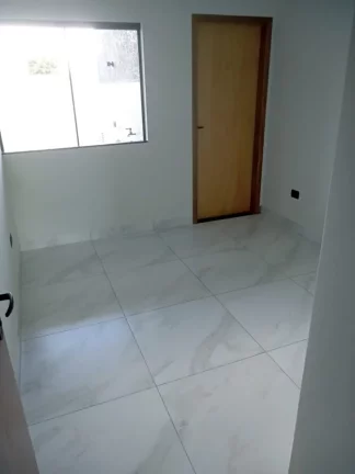 Imagem Alto Padrão para Venda em Sarandi, AURORA, 3 dormitórios, 1 suíte, 2 banheiros, 1 vaga