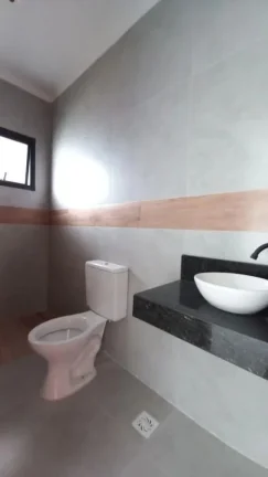 Imagem Casa para Venda em Praia Grande, Caiçara, 3 dormitórios, 1 suíte, 2 banheiros, 1 vaga