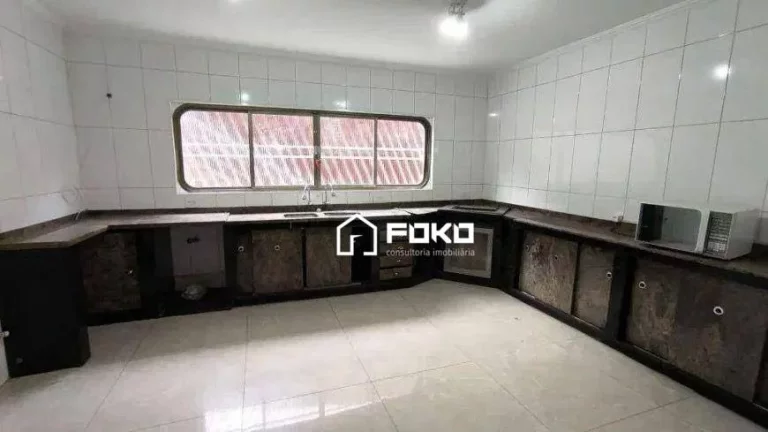 Imagem Sobrado com 4 dormitórios para alugar, 270 m² por R$ 6.300,00/mês - Jardim Bom Clima - Guarulhos/SP