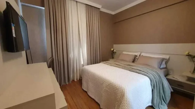 Imagem Apartamento finamente mobiliado com 3 suítes e 2 vagas de garagem no Centro Balneário Camboriú