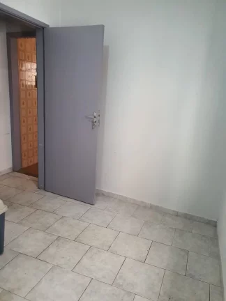 Imagem VENDO CASA COM DOIS QUARTOS E EDÍCULA NO BAIRRO JD. SANTA CRUZ!