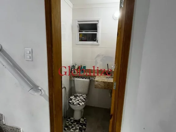 Imagem Casa em Villagio de 2 dormitórios com 2 vagas por R$640.000,00 em Santos