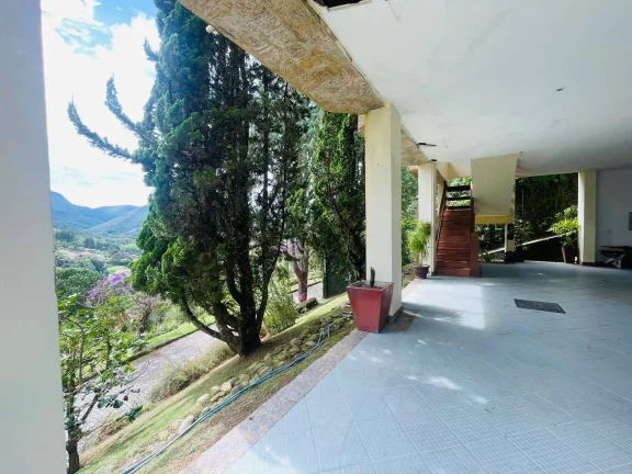 Imagem VENDO ESTA MARAVILHOSA CASA EM TERESÓPOLIS - BAIRRO: ALBUQUERQUE
