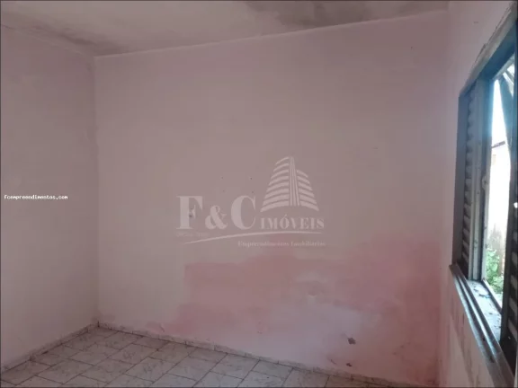 Imagem Casa para Venda em Limeira, Vila Queiroz, 4 dormitórios, 2 banheiros, 2 vagas