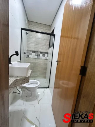 Imagem Espaçosa casa de 3 quartos e 3 suítes na Vila Carrão - São Paulo, 170m² e 1 vaga de garagem!