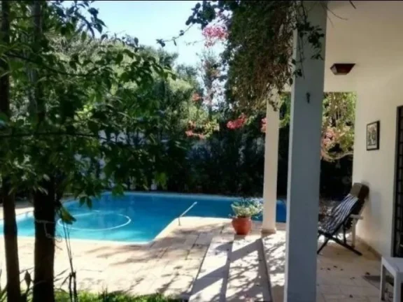 Imagem Casa Granja Viana - 430M², 3 Dorms, 3 Suítes, 4 Vagas, Piscina.