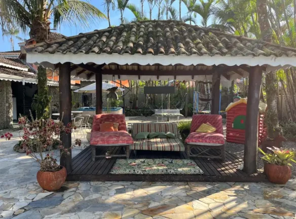 Imagem Casa em Condomínio para Venda em Ubatuba / SP no bairro Horto Florestal