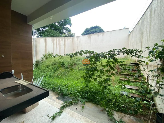 Imagem Casa com 3 dormitórios à venda, 112 m² por R$ 720.000,00 - Várzea - Lagoa Santa/MG
