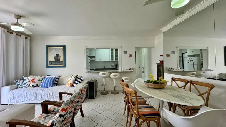 Imagem Apartamento de Alto Padrão à Venda em Riviera de São Lourenço Módulo 06: 3 Quartos, 1 Suíte, 2 Salas, 2 Vagas, 102m² - Imperdível!